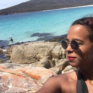 Meet your Posher, Mop